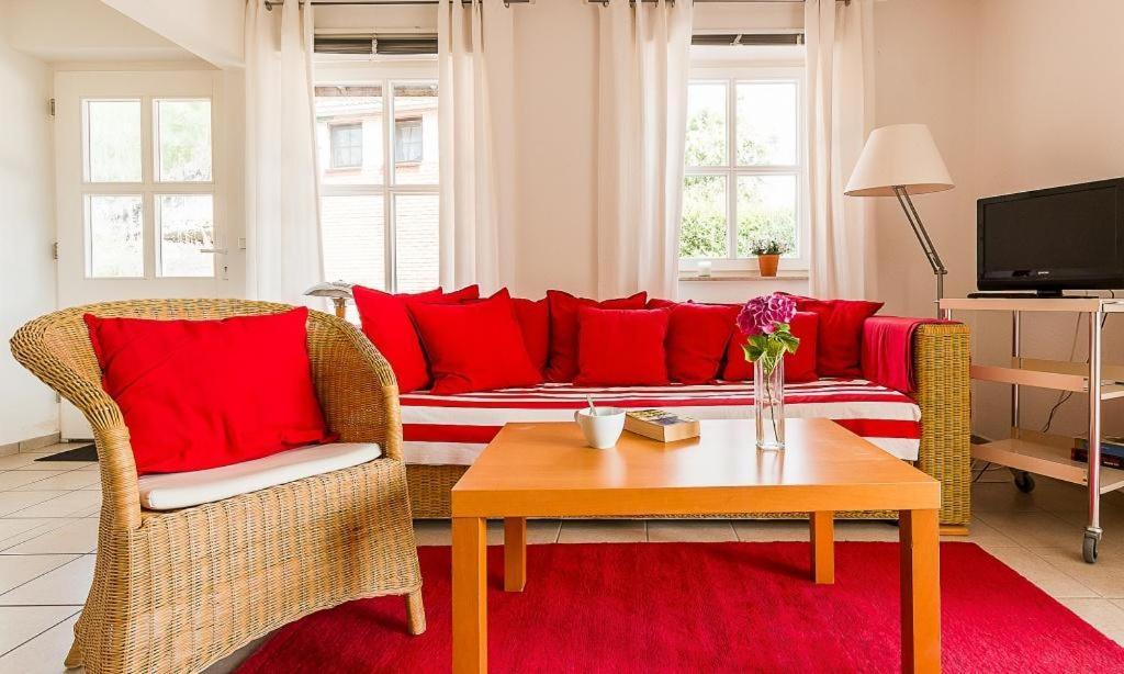 Eule Appartement Born Buitenkant foto