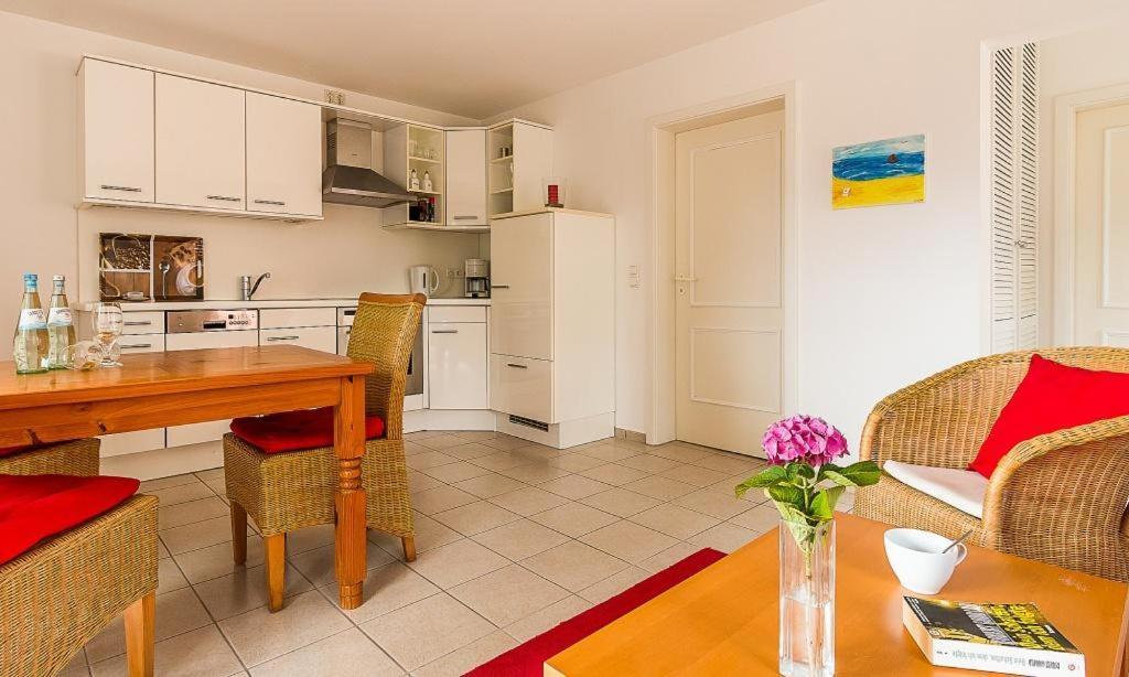 Eule Appartement Born Buitenkant foto